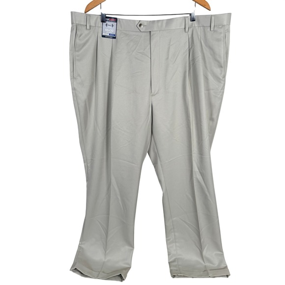 Roundtree & Yorke Other - Roundtree & Yorke TravelSmart Pleated Dress Pants Mens 46x30 Beige Cuffed NEW